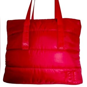 Carolina Herrera Red Puffy Quilted Tote Bag XL Gym Bag Travel Bag